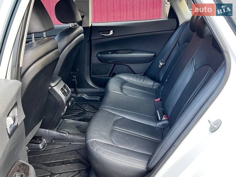 Седан Kia K5 2015 в Киеве фото 9 Седан Kia K5 2015 в Киеве