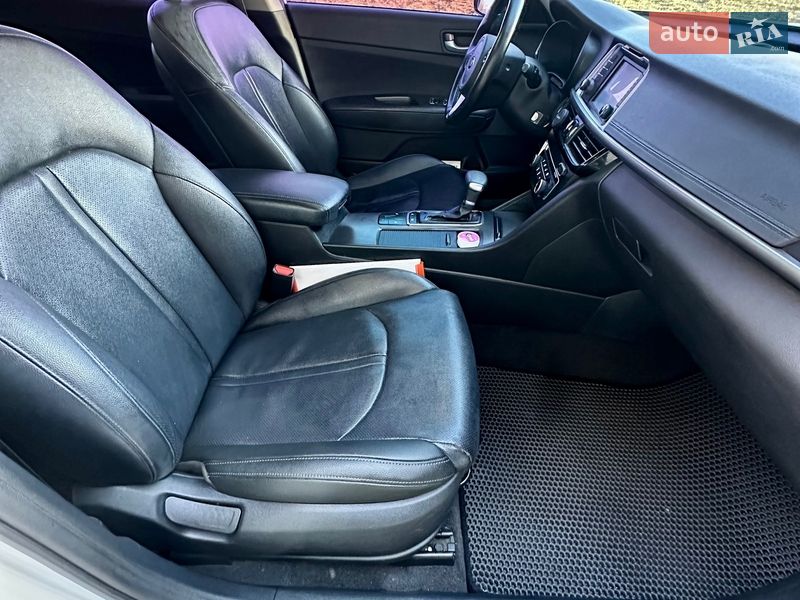 Седан Kia K5 2016 в Києві фото 16 Седан Kia K5 2016 в Києві