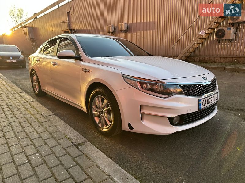 Седан Kia K5 2016 в Києві фото 70 Седан Kia K5 2016 в Києві