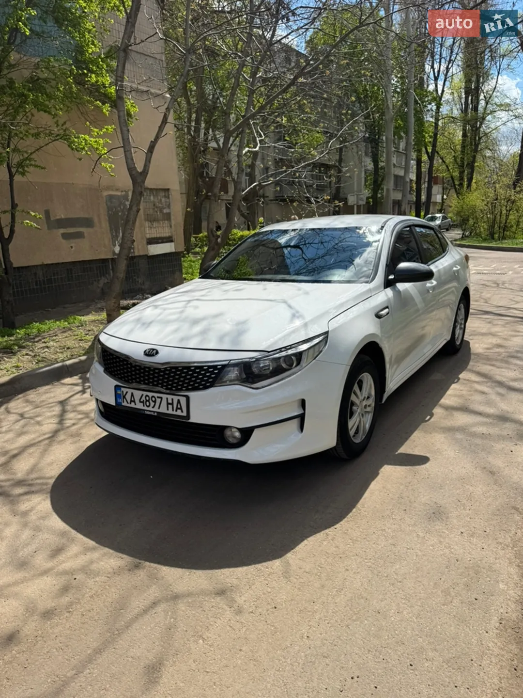 2015 Kia K5 - фото 1