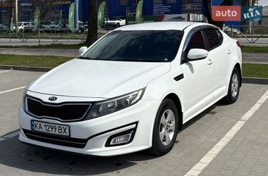 Седан Kia K5 2014 в Хмельницком