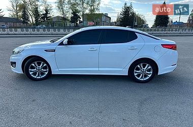 Седан Kia K5 2011 в Первомайську