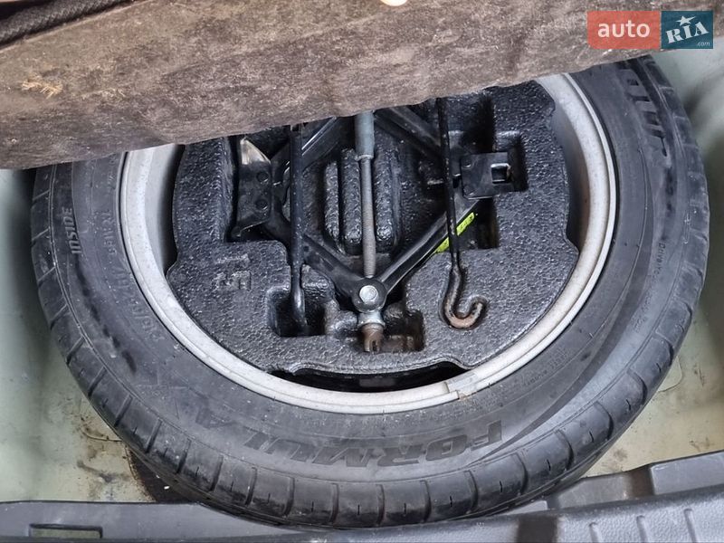 Седан Kia K5 2014 в Киеве