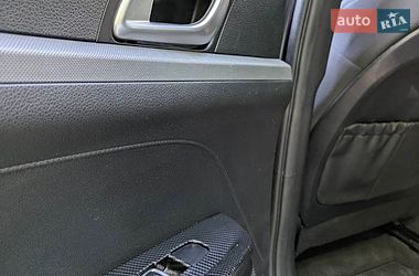 Седан Kia K5 2022 в Києві
