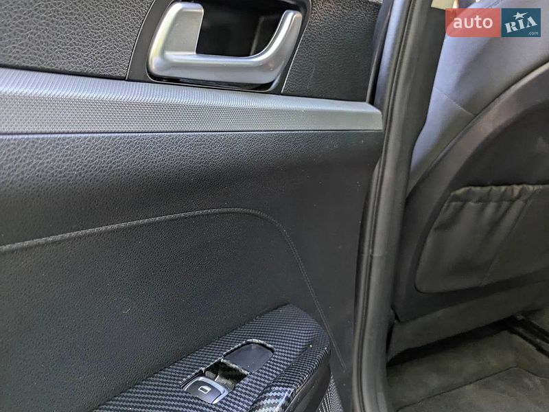 Седан Kia K5 2022 в Києві
