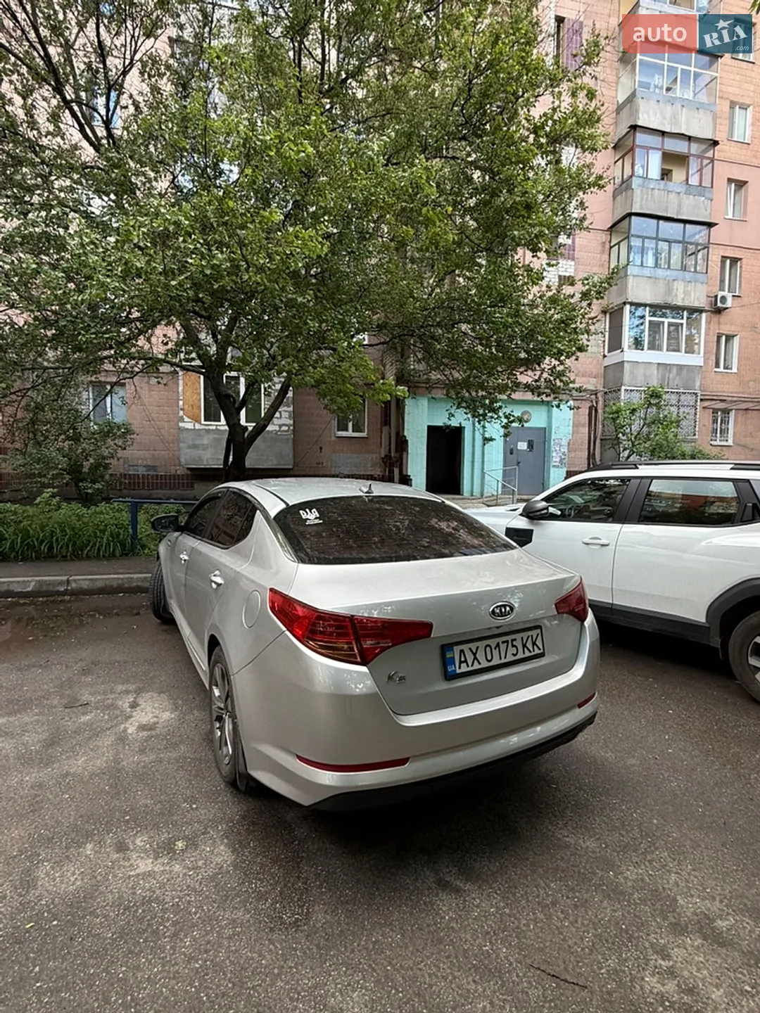 2011 Kia K5 - мініатюра 15