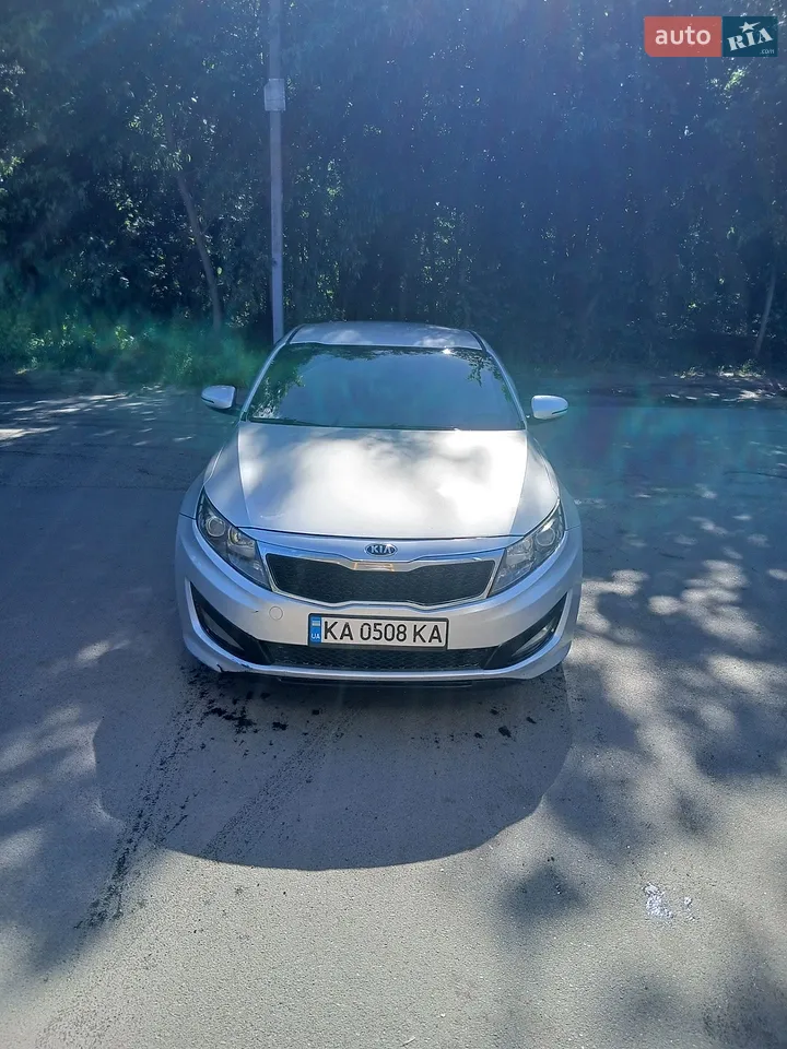 2011 Kia K5 - мініатюра 11