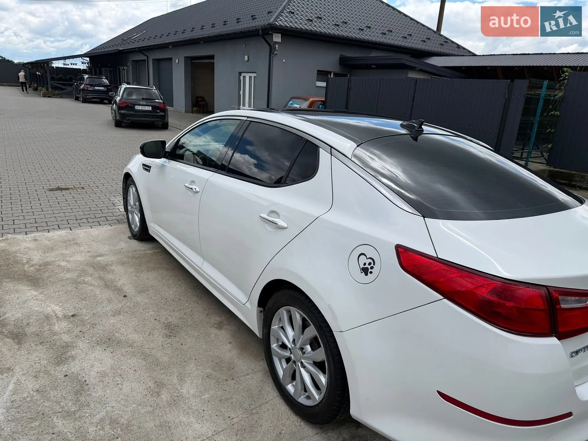 2014 Kia K5 - мініатюра 5