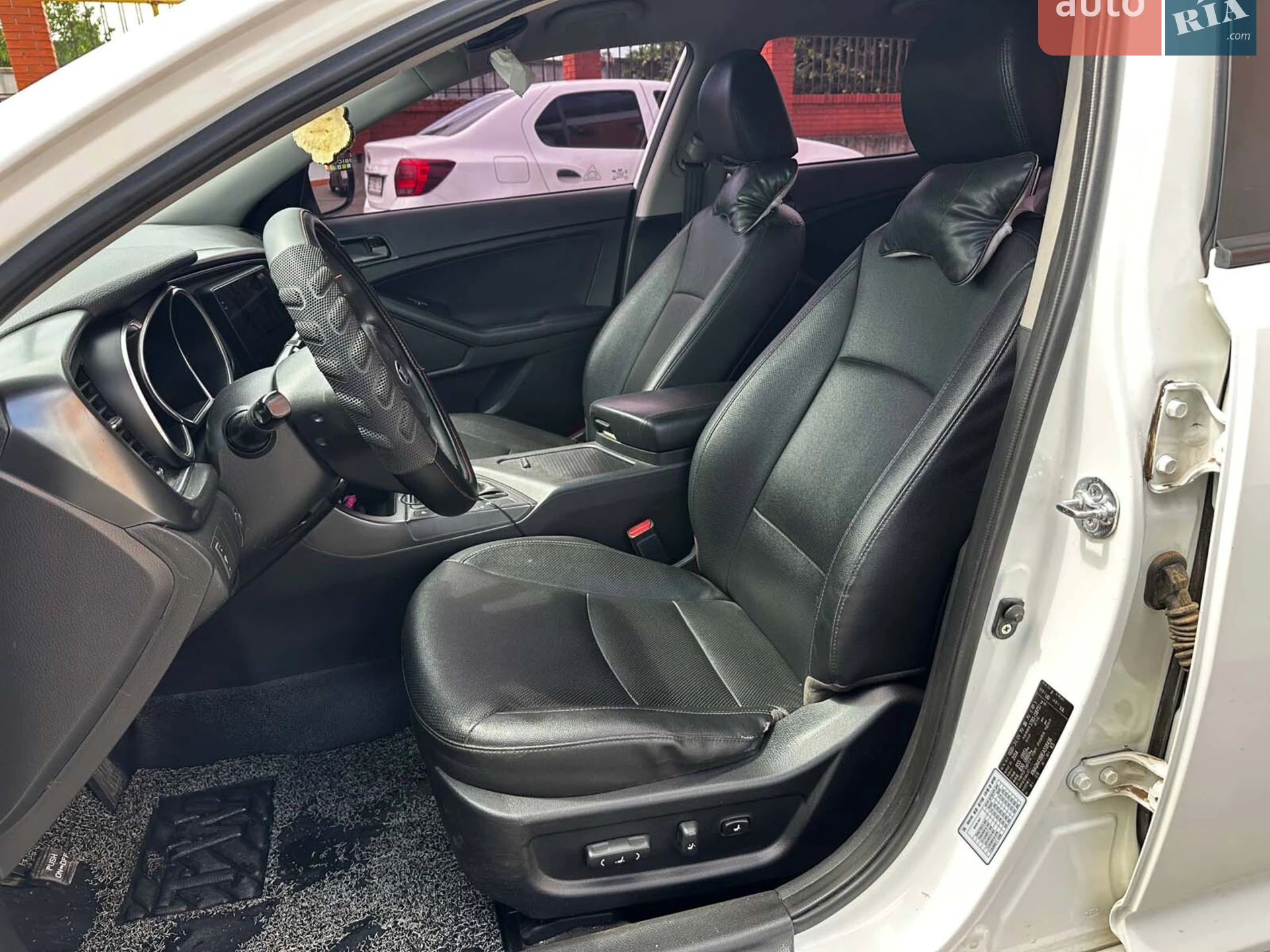 2014 Kia K5 - мініатюра 13