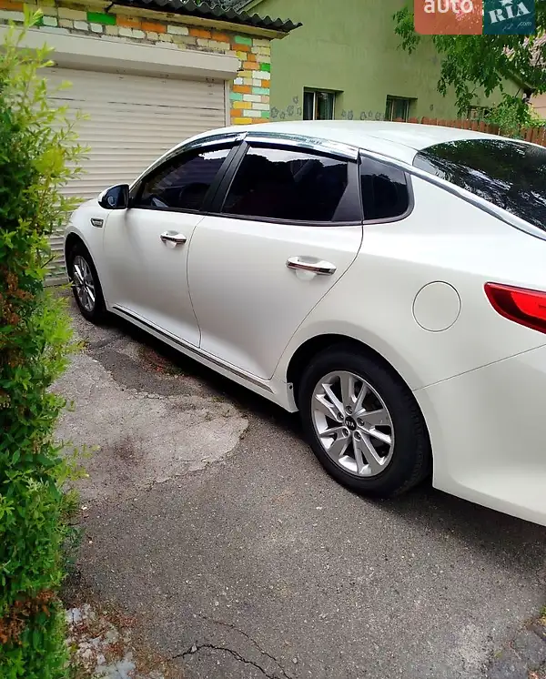 Kia K5 2017 VIN KNAGS416BHA165285 фото оголошення 3 з 42