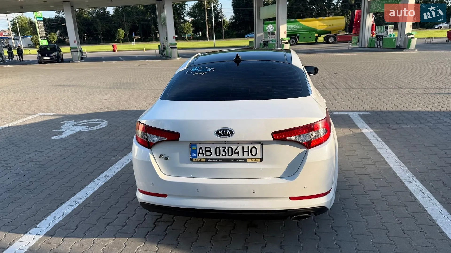 2012 Kia K5 - мініатюра 5