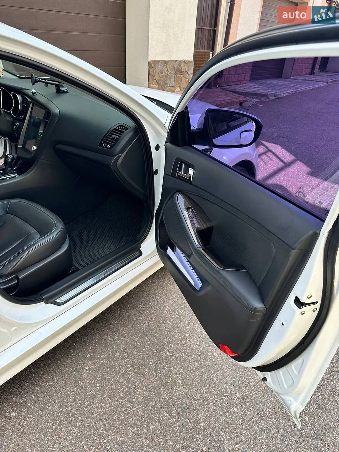2013 Kia K5 - мініатюра 13