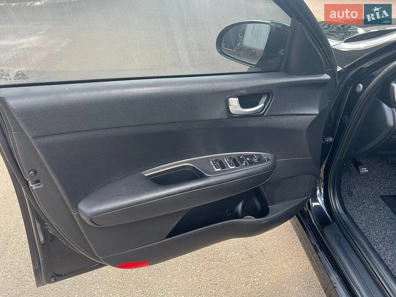 2017 Kia K5 - мініатюра 8