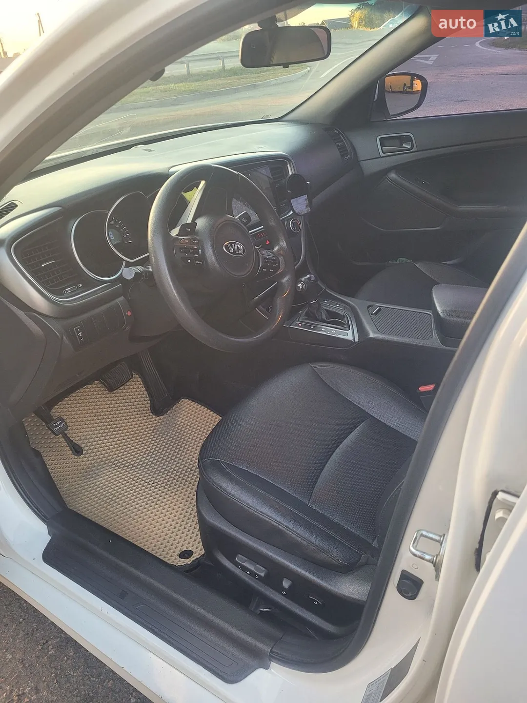 2014 Kia K5 - мініатюра 5