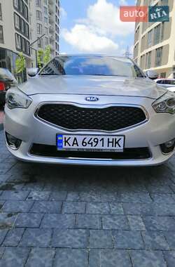 Седан Kia K7 2014 в Львове