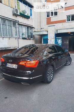 Седан Kia K7 2011 в 