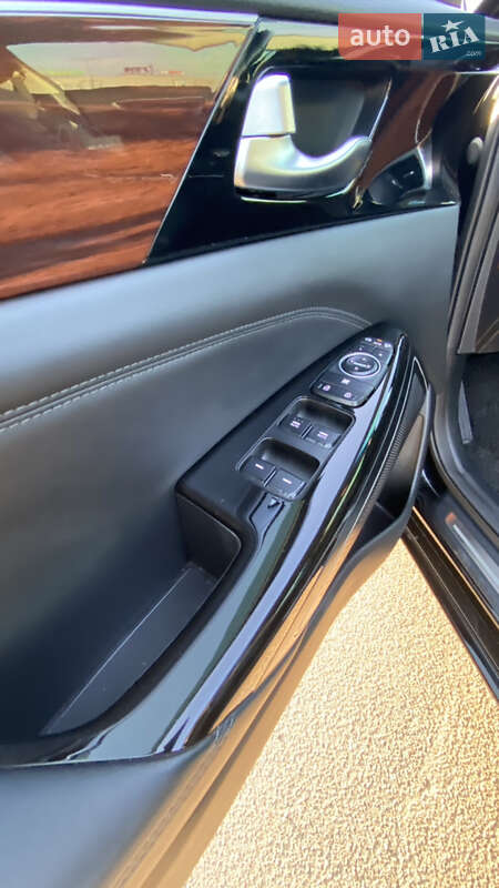 Седан Kia K7 2016 в Одессе