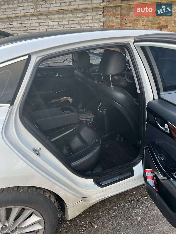 Седан Kia K7 2016 в Києві