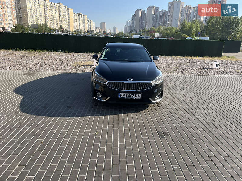 Седан Kia K7 2017 в Киеве