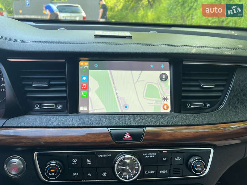 Седан Kia K7 2017 в Киеве