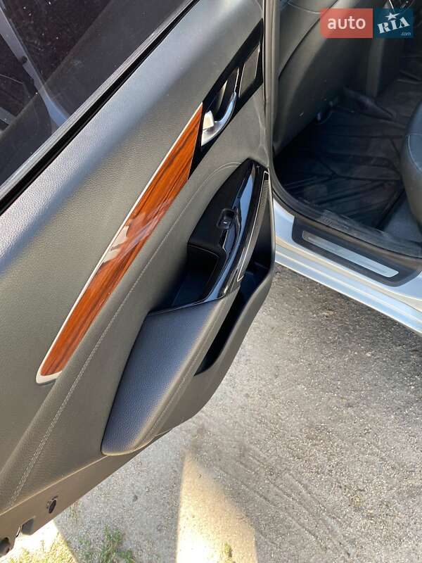 Седан Kia K7 2016 в Білій Церкві