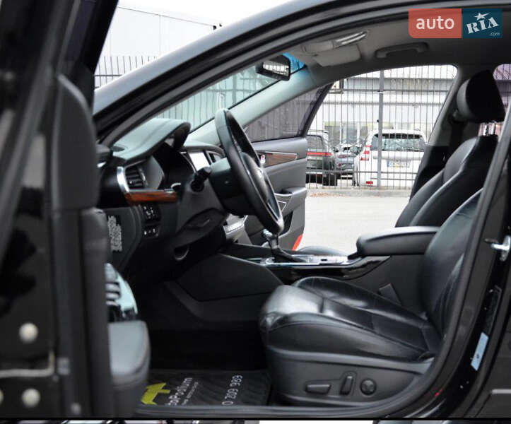 Седан Kia K7 2017 в Киеве