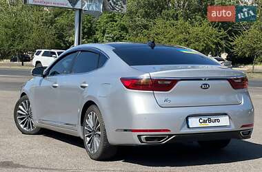 Седан Kia K7 2017 в 