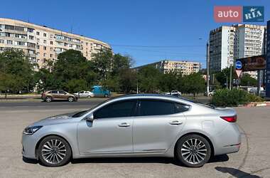 Седан Kia K7 2017 в 