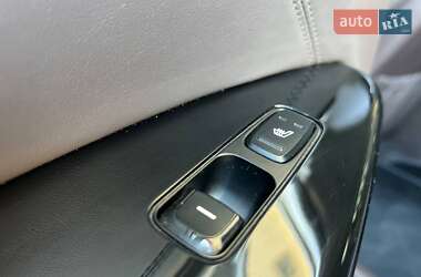 Седан Kia K7 2017 в 