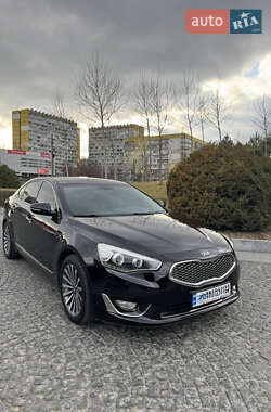 Седан Kia K7 2014 в Дніпрі
