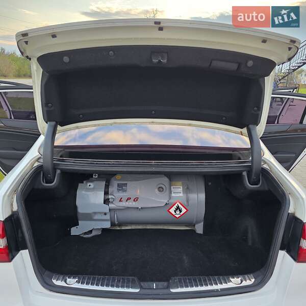 Седан Kia K7 2015 в Києві фото 21 Седан Kia K7 2015 в Києві