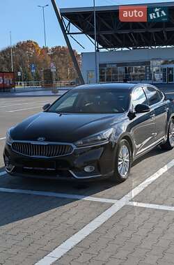 Седан Kia K7 2016 в Львові