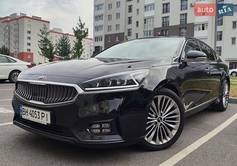 Седан Kia K7 2017 в Виннице