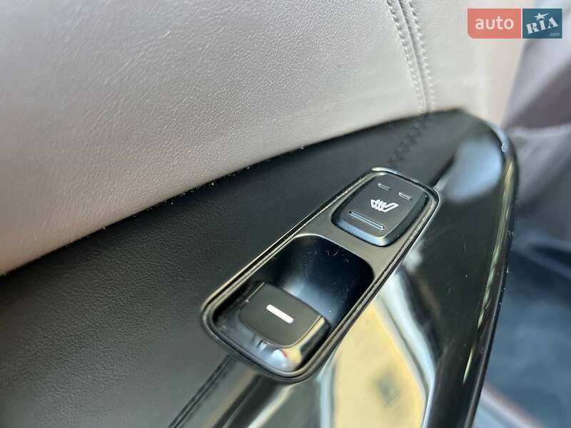 Седан Kia K7 2017 в Одессе