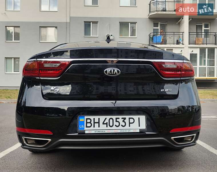 Седан Kia K7 2017 в Виннице