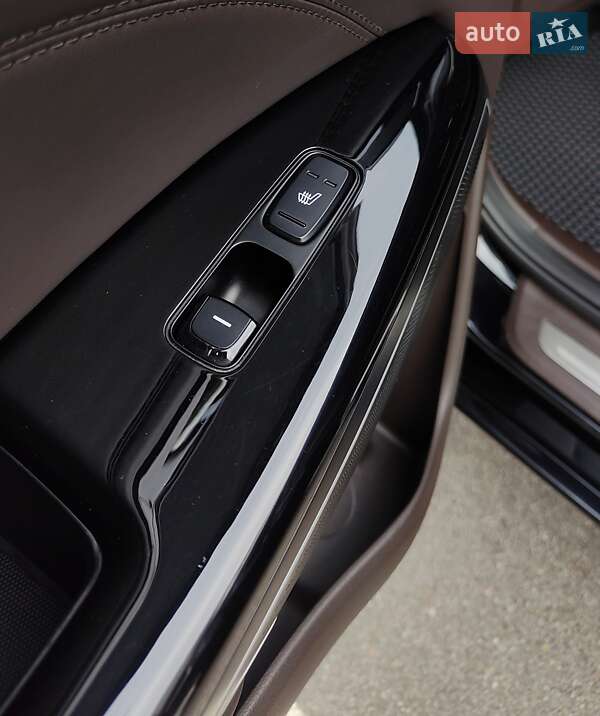 Седан Kia K7 2017 в Виннице