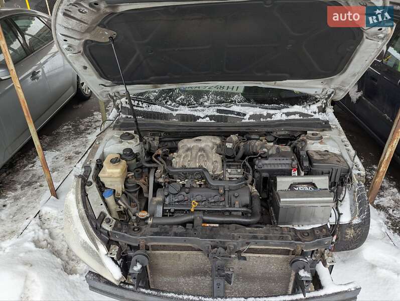 Седан Kia K7 2010 в Киеве фото 13 Седан Kia K7 2010 в Киеве