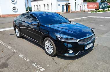 Седан Kia K7 2016 в Измаиле