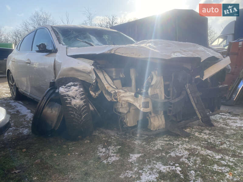 Седан Kia K7 2016 в Николаеве