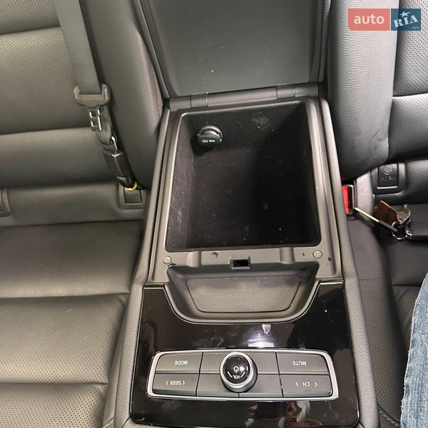 Седан Kia K7 2019 в Киеве