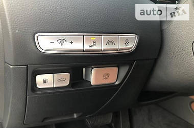 Седан Kia K900 2019 в 