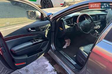 Седан Kia K900 2014 в 