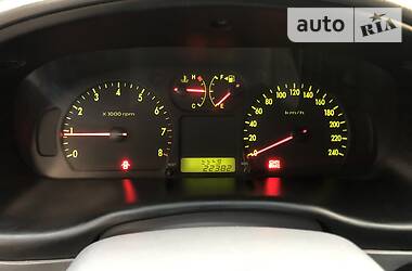 Седан Kia Magentis 2004 в 