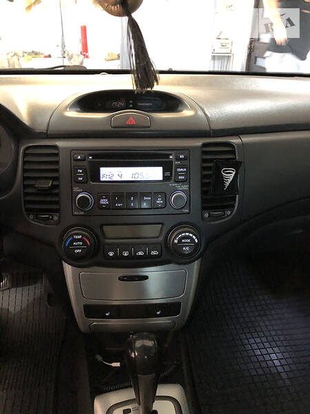 Седан Kia Magentis 2008 в Киеве