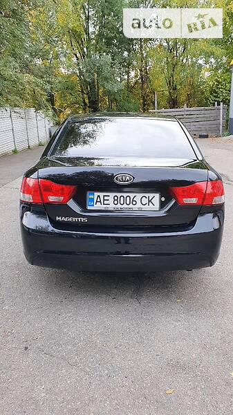 Седан Kia Magentis 2009 в Днепре