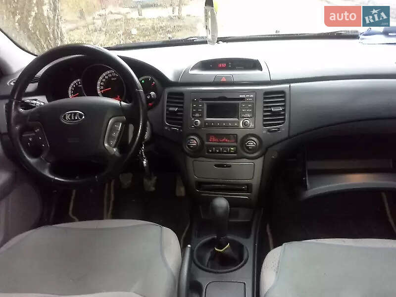 Седан Kia Magentis 2008 в Нововолынске