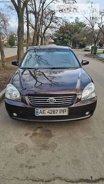 Седан Kia Magentis 2008 в Маріуполі