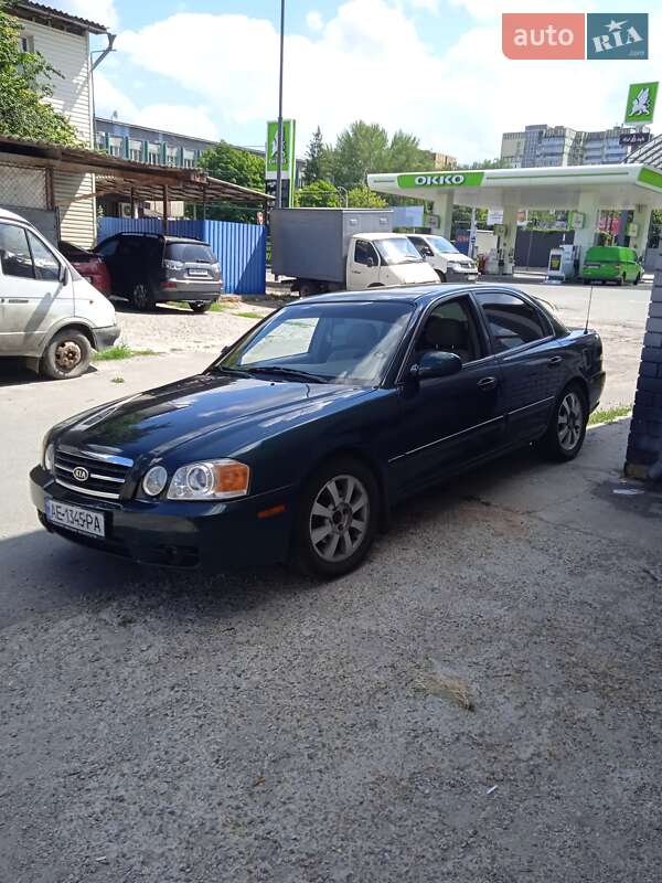 Седан Kia Magentis 2004 в Днепре