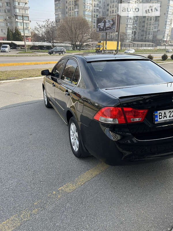 Седан Kia Magentis 2008 в Запорожье
