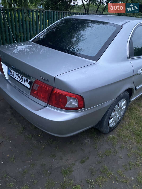 Kia Magentis 2003